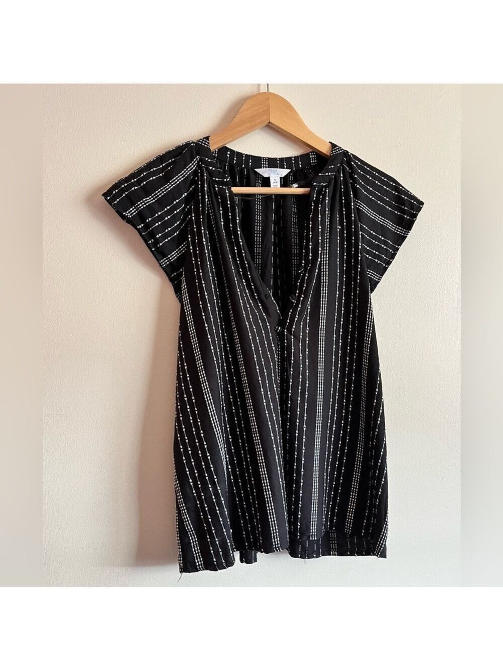 Time and Tru Black and White embroidered Striped cap sleeve blouse boho sz S